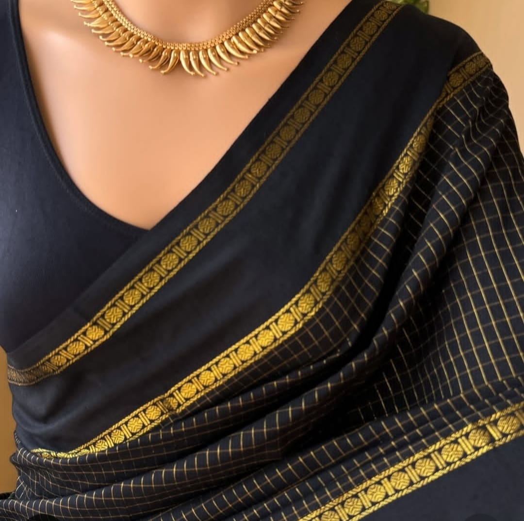 kavya (black )